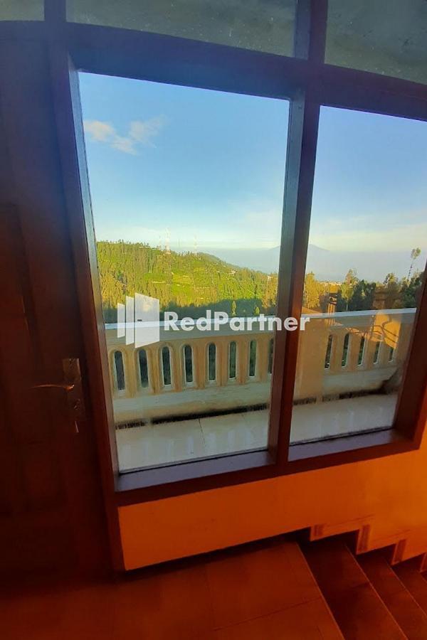 Bromo Indah Lestari Homestay Mitra Reddoorz 파수루안 외부 사진