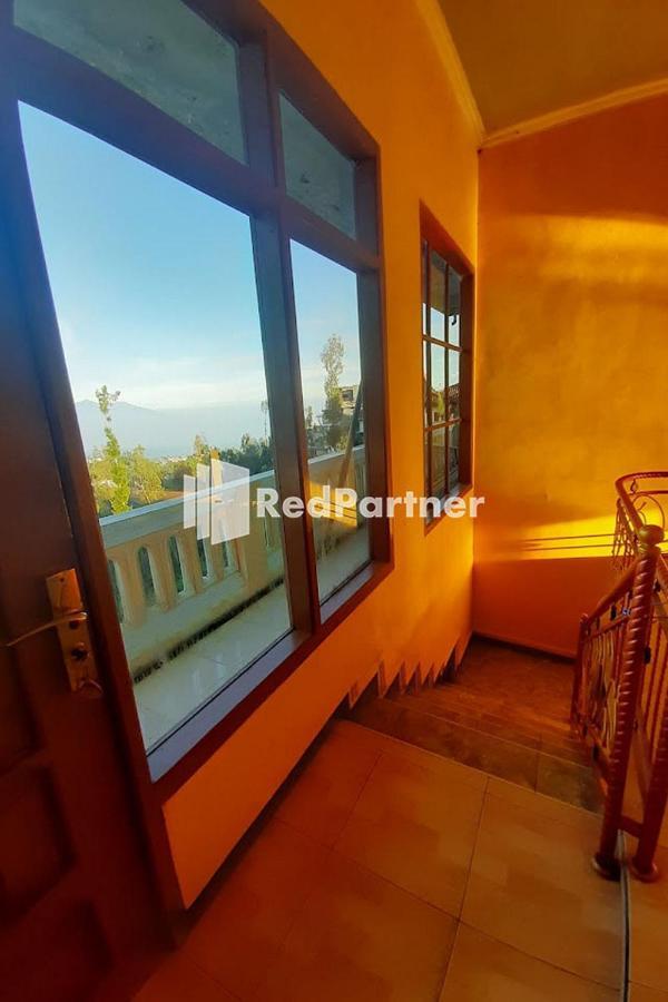 Bromo Indah Lestari Homestay Mitra Reddoorz 파수루안 외부 사진